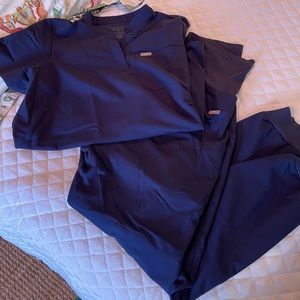 Figs Maternity Scrub Set - Navy